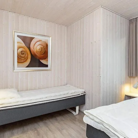 8 Person In Holiday home Wendtorf