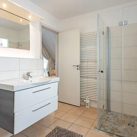 8 Person In Ferienhaus *