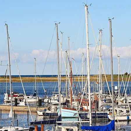 8 Person In * Wendtorf